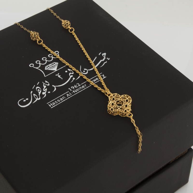 NK2165 عقد قولدفان (بيلا روب)