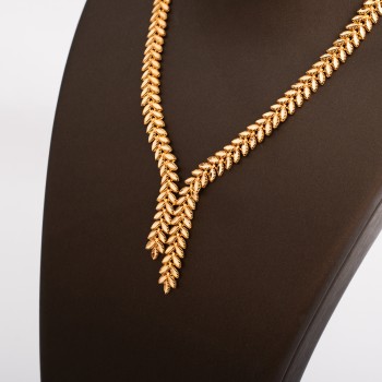 NK2136 عقد الغصن (دول)